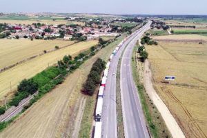 Kapıkule'de 15 kilometre TIR kuyruğu oluştu