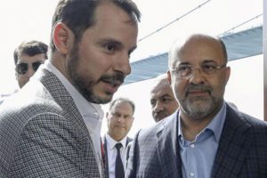 Bakan Albayrak'tan Demirören Ailesine taziye ziyareti