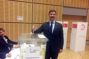 Almanya'da iki günde 80 bin Türk oy kullandı