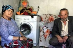 'Oturulamaz' raporu verilen evde yaşam savaşı