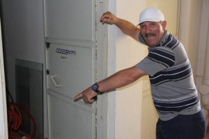 Apartmana giren yılan, paniğe neden oldu