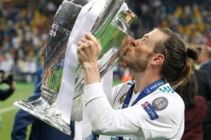 Gareth Bale'den Bayern'e ret!