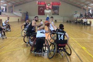 Beşiktaş RMK Marine, finalde Galatasaray'ın rakibi oldu