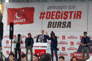 Karamollaoğlu'ndan Bursa'da seçimlere Aziz Yıldırım örneği