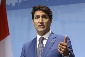 Trump'ın danışmanı Trudeau'yu hedef aldı