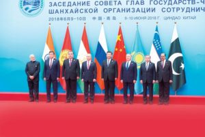 Putin'den Astana övgüsü
