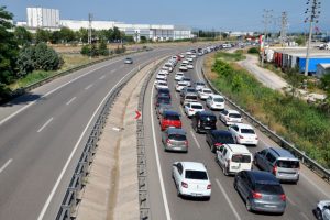 Yol çalışmalarına 'bayram arası' verildi