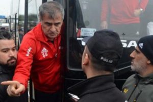 Şenol Güneş'ten taraftara şartlı af!