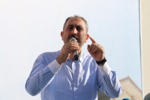 Bakan Gül'den İnce'ye sert tepki