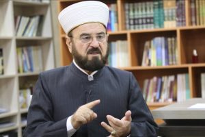 Dünya Müslüman Alimler Birliği'nden Avusturya'nın cami kapatma kararına tepki