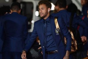 İşte Neymar'ın altın kaplama çantası
