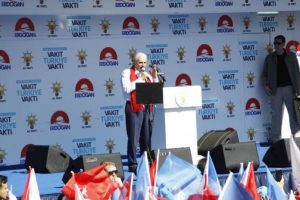 Başbakan Yıldırım: ''CHP'nin şimdi 2 tane genel başkanı var''