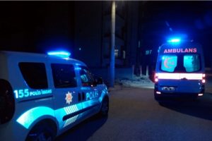 Sokakta yürürken 11 yerinden bıçaklandı