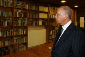 Erdoğan'dan Tiryakizade Kıraathanesine ziyaret