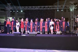 Yakın Doğu Üniversitesi'nde mezuniyet coşkusu