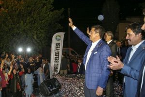 Zeybekci: En büyük 10 ekonomi arasına girmek hayal değil