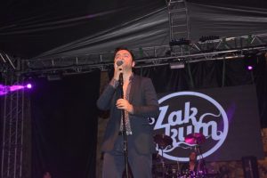Zakkum sevenleri ile buluştu