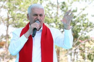 Başbakan Yıldırım: Kimse bizi millete hizmet yolundan çeviremez