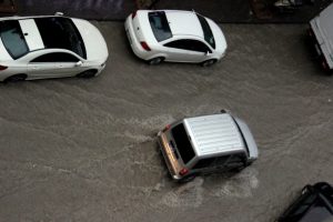 Hatay'da yollar göle döndü