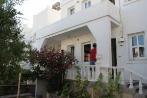 Lüks villaya baskın! 1.5 ton ele geçirildi