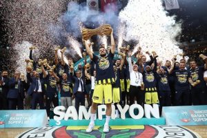 Fenerbahçe, şampiyonluk için teşekkür mesajı yayımladı