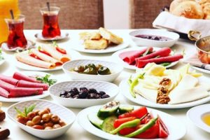Bayramda vücudunuzu yormayın!