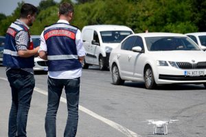 Jandarmadan 'drone'lu trafik uygulaması