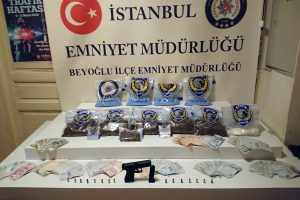 Zehir tacirlerine şok baskın!