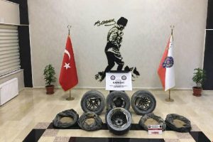 Araç lastiğinde 25 kilo eroin ele geçirildi