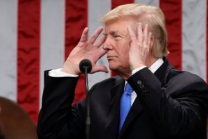 Trump'tan 50 milyar dolarlık Çin ithalatına gümrük vergisi
