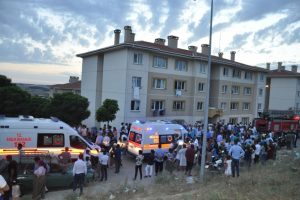 Yangında 30 kişi hastanelik oldu