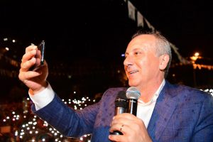 Muharrem İnce: O danışmanlarına niye para veriyorsun ki sen?