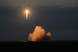 Rusya, Soyuz füzesi ile yörüngeye uydu fırlattı