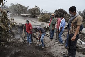 Guatemala'da ölü sayısı 110'a yükseldi