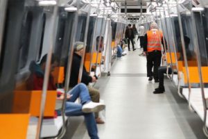 Aksayan metro seferleri yeniden başladı