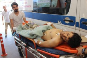 Kamyonun altında uyuyakalınca ezildi!