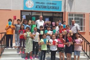 Bursa'dan köy okullarına kitap bağışı