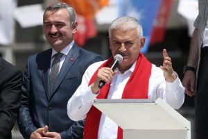 Yıldırım: Dünyada 10 büyük projenin 6 tanesini Türkiye yaptı