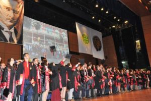 Cerrahpaşa'nın mezuniyetinde protesto