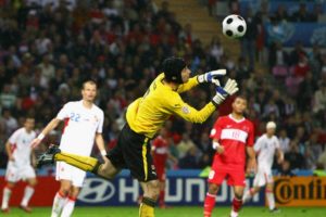 Petr Cech'e İtalya'dan talip var!