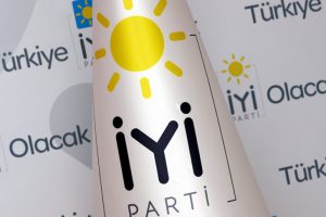 İYİ Parti'den 250 istifa
