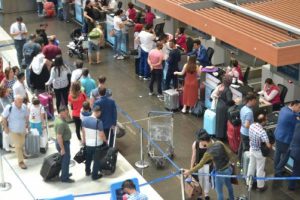 Sabiha Gökçen Havalimanı'nı son 6 günde 569 bin yolcu kullandı
