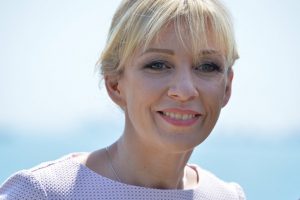 Zaharova: Batı, Rusya'yı kandırdı