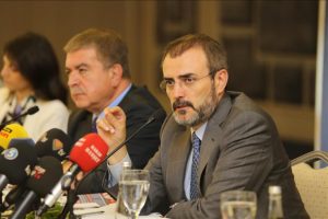 Ünal: İfade özgürlüğü, bir terör örgütünün propagandasını yapmak değil