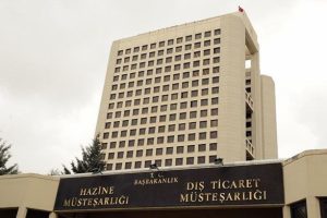 Hazine yüksek faizden borçlandı!