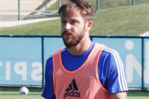 Kızılcabölükspor Yenal'la anlaştı
