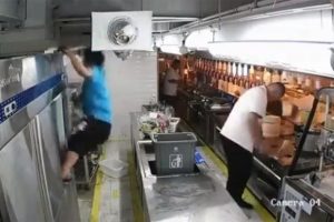Bir anda akıma kapıldı!
