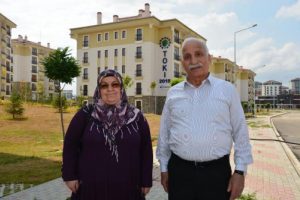Bursa'da TOKİ'nin emekliler için yaptığı konutlar görücüye çıktı