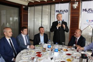 Özlü: Sizin aklınız, fikriniz yok mu?