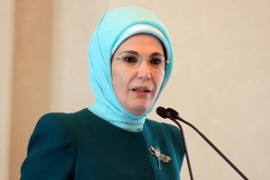 Emine Erdoğan'dan ''Dünya Mülteciler Günü'' mesajı